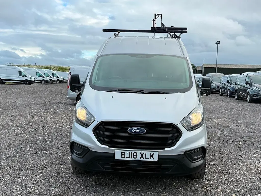 Used Ford Transit Custom 130 HP (95 kW) 2018 Silver Van