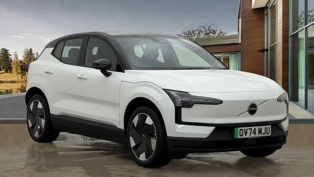 Used 2025 Volvo EX30 Plus SUV | £27,495 (Good price) - Image 1/4