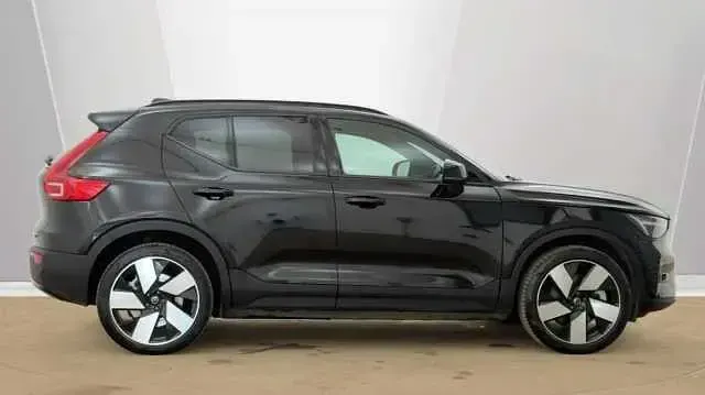 Used Volvo EX40 Ultra 295 kW (402 HP) 2025 SUV