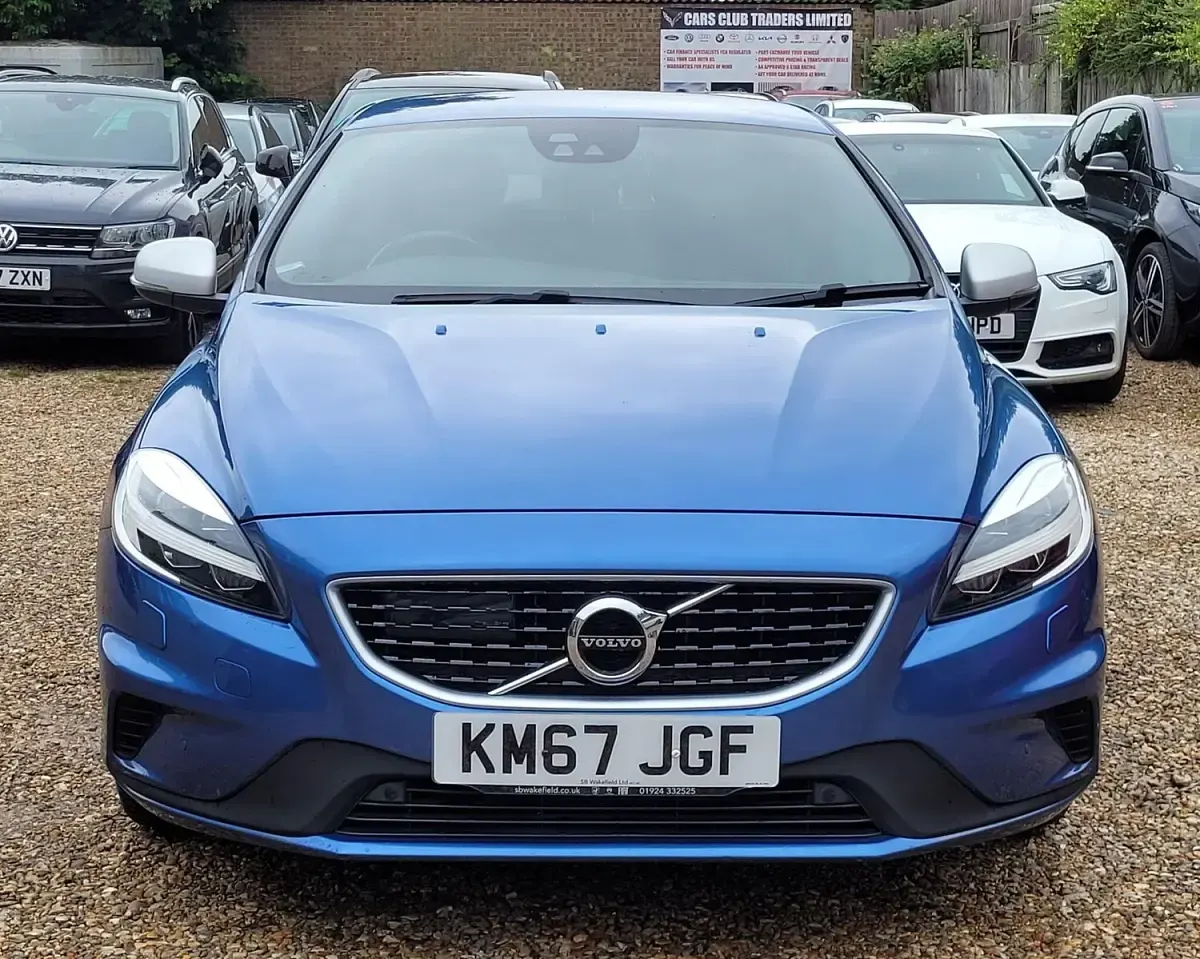 Used Volvo V40 R-Design Pro 2017 Blue Hatchback