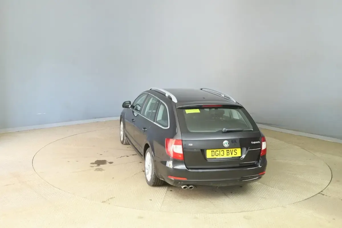 Used Skoda Superb SE 2013 Black Estate