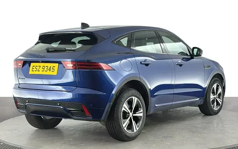 Usado Jaguar E-Pace R-Dynamic 163 HP (119 kW) 2021 Azul SUV