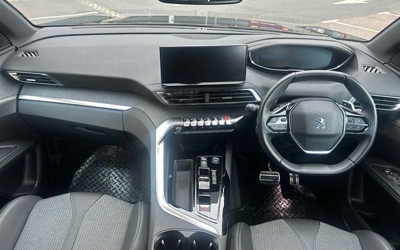 Used Peugeot 3008 Allure+ 131 HP (96 kW) 2023 Black SUV