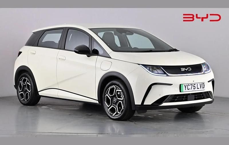 Used BYD Dolphin Comfort 147 kW (200 HP) 2025 White Hatchback