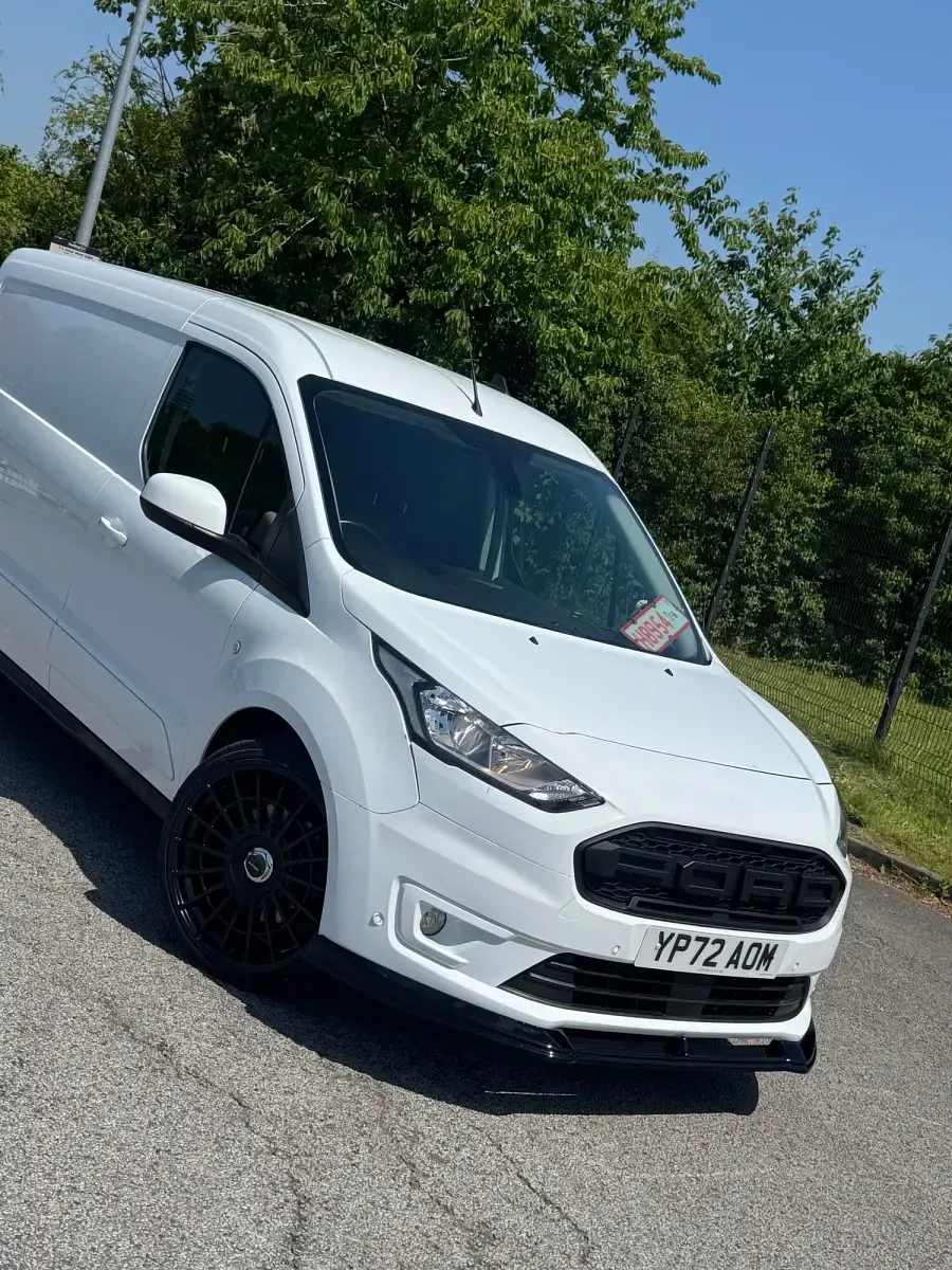 Used Ford Transit Connect Limited 120 HP (88 kW) 2022 White MPV
