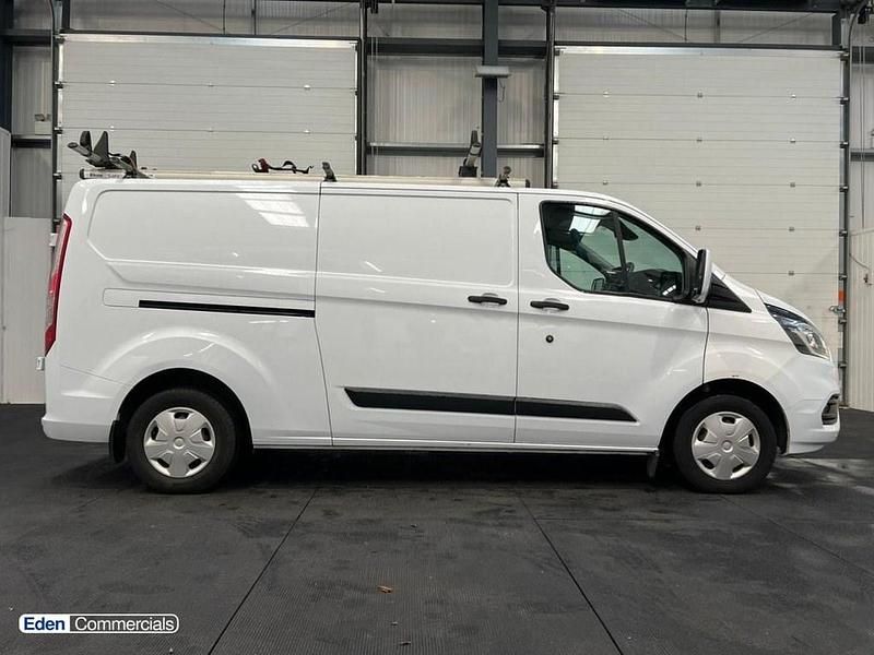 White Used 2019 Ford Transit Custom Trend Van | £9,290 (Fair price) - Image 1/2