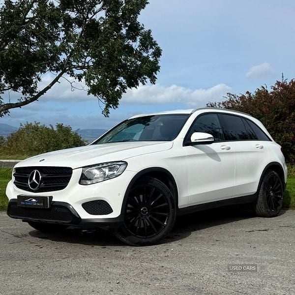 White Used 2016 Mercedes GLC220 Executive Estate | £15,445 (Fair price) - Image 1/4