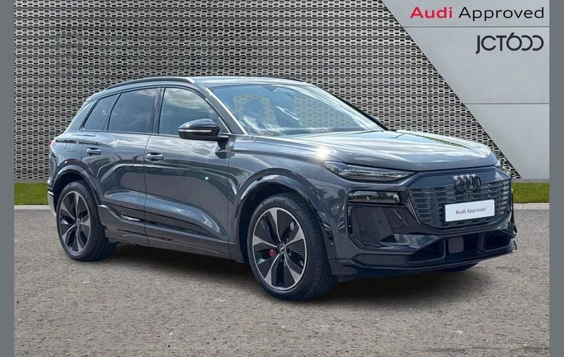 Grey Used 2024 Audi SQ6 e-tron Advanced SUV | £68,000 (Fair price) - Image 1/4