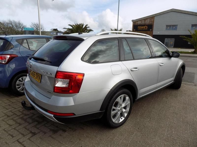 Used Skoda Octavia Scout 4x4 2017 Silver Estate