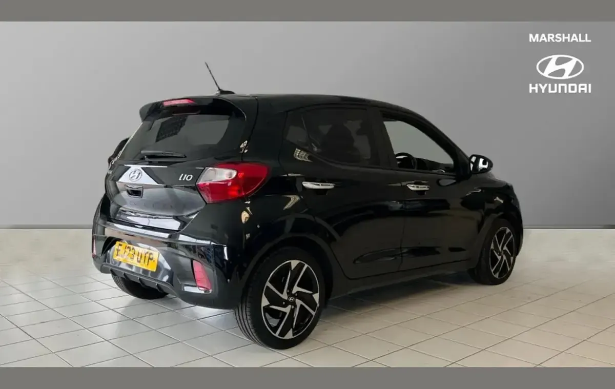 Used Hyundai i10 Premium 83 HP (61 kW) 2023 Black Hatchback