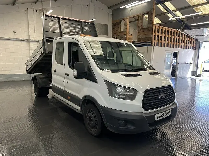 Used Ford Transit 130 HP (95 kW) 2019 White Cabriolet