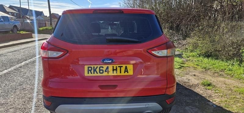 Used Ford Kuga Zetec 140 HP (102 kW) 2014 Red SUV