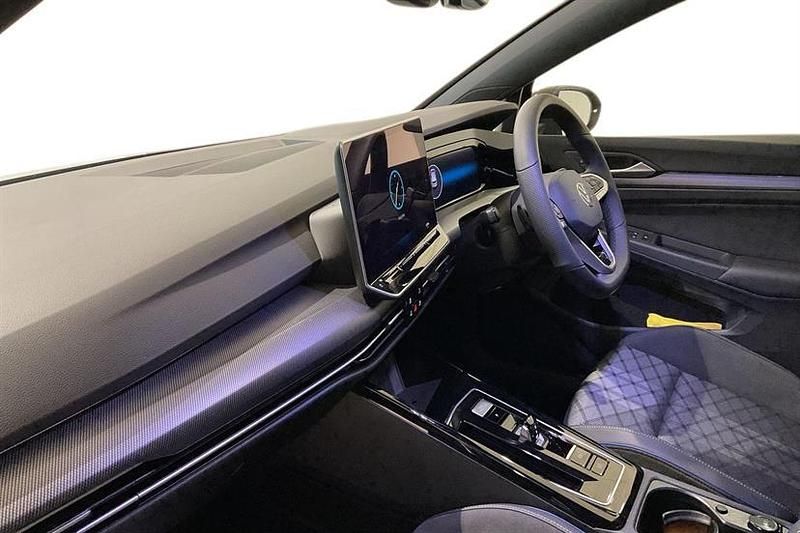 New VW Golf VIII R-line 150 HP (110 kW) 2025 Urano grey Hatchback