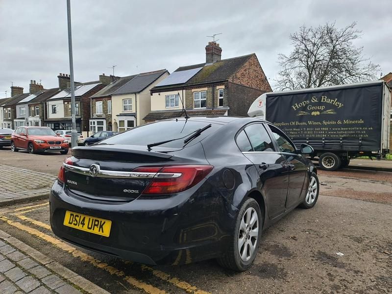 Used Vauxhall Insignia SRi 2014 Black Hatchback