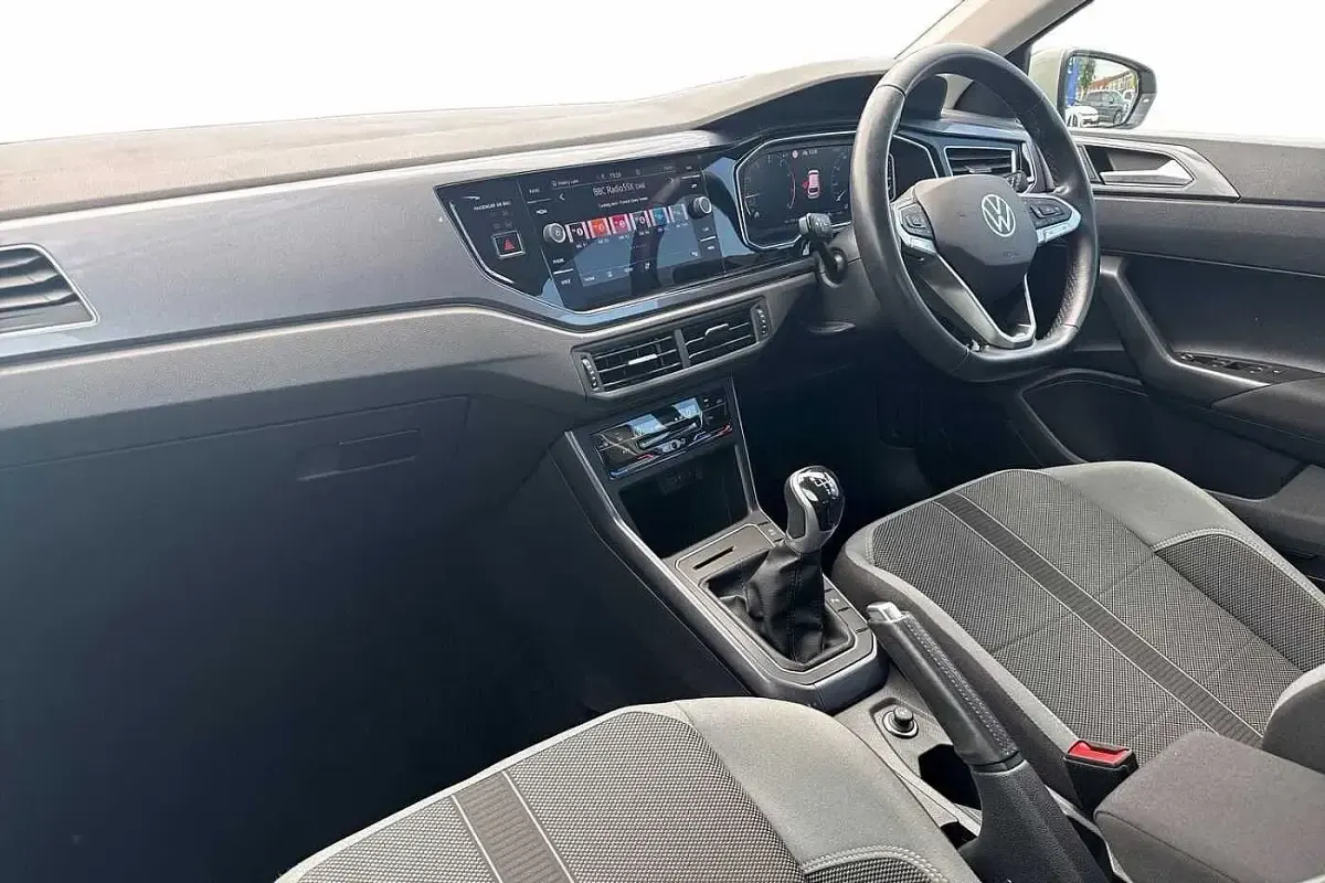 Used VW Polo Style 95 HP (69 kW) 2023 Grey Hatchback