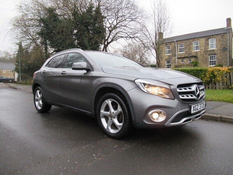 Grey Used 2018 Mercedes GLA200 Executive SUV | £11,995 (Fair price) - Image 1/4