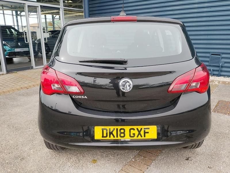 Used Vauxhall Corsa Design Edition 89 HP (65 kW) 2018 Black Hatchback