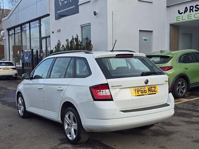 Used Skoda Fabia SE L 110 HP (80 kW) 2016 White Hatchback
