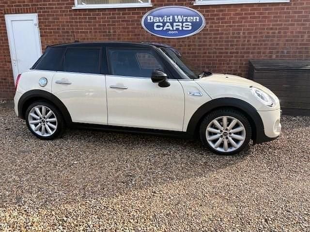Used Mini Cooper S Hatch 192 HP (141 kW) 2016 White Hatchback
