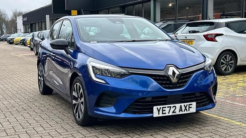 Used Renault Clio V Evolution 145 HP (106 kW) 2022 Blue  Hatchback