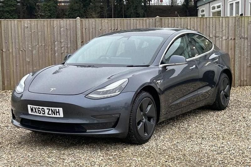 Used Tesla Model 3 Standard Range Plus 239 kW (325 HP) 2019 Sedan