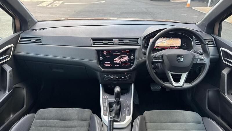 Yellow Used 2019 Seat Arona XCELLENCE Lux SUV | £13,355 (Fair price) - Image 1/4