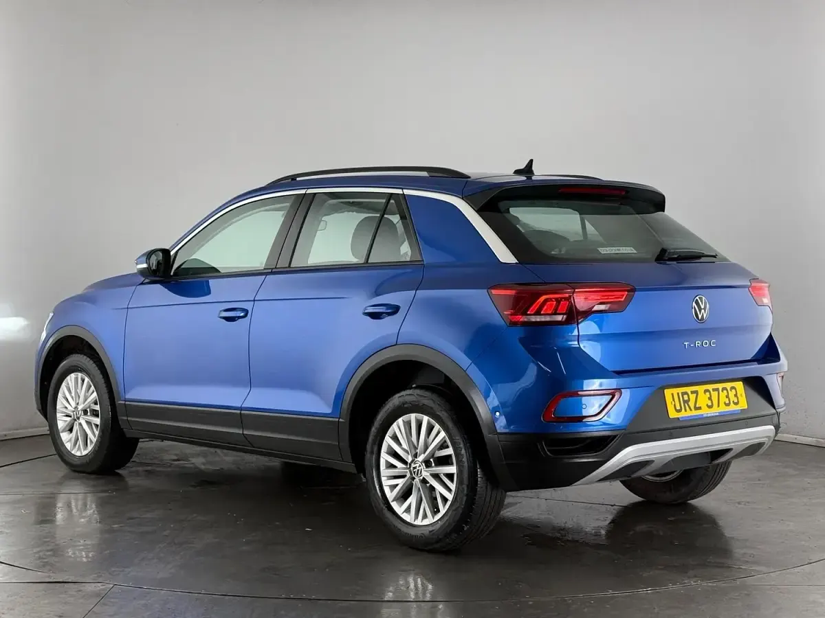 Used VW T-Roc Life 150 HP (110 kW) 2023 Blue SUV
