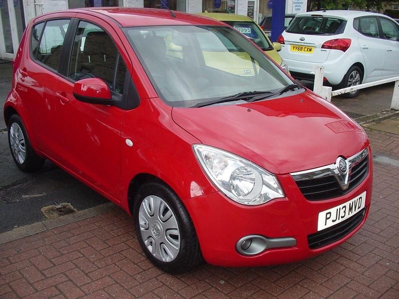 Used Vauxhall Agila S 68 HP (50 kW) 2013 Red MPV