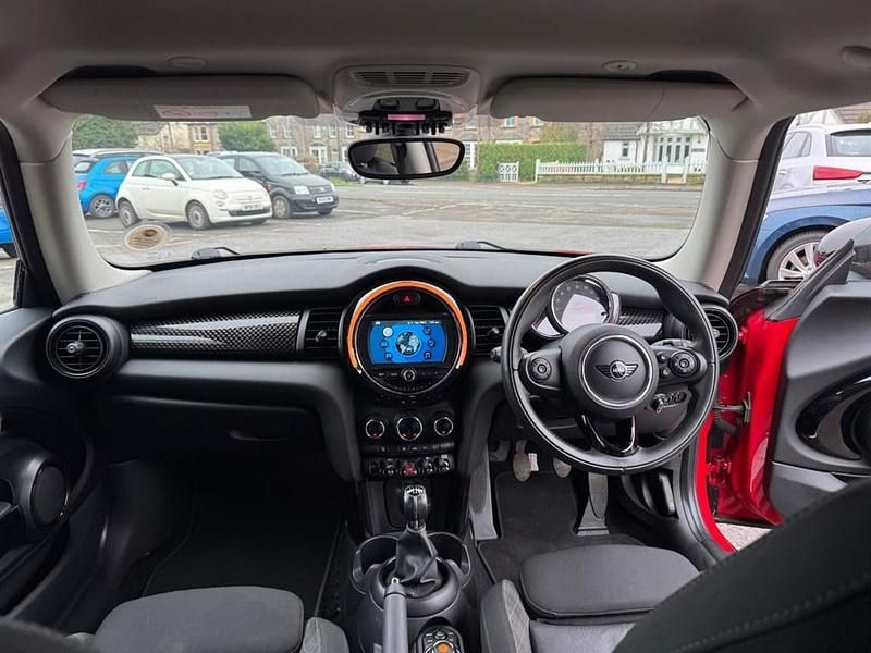 Used Mini Cooper S Hatch 2018 Red Hatchback