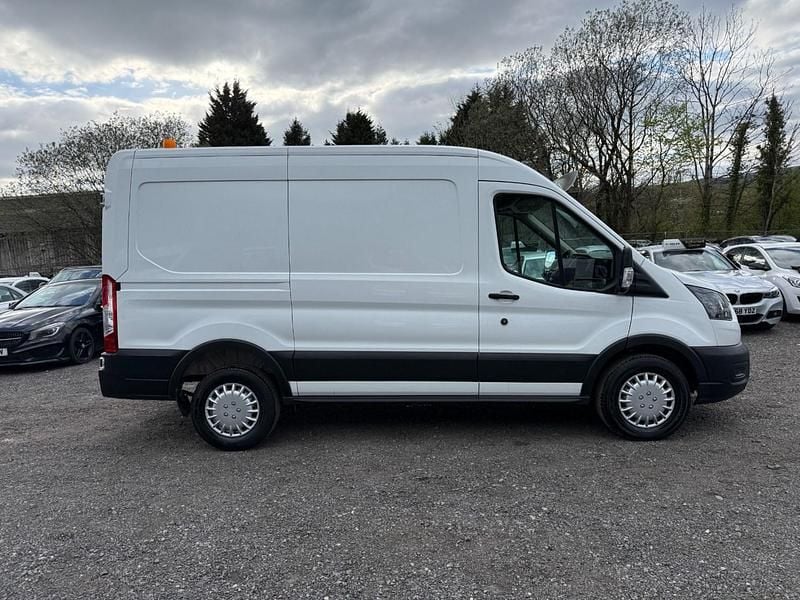 Begagnad Ford Transit 105 HK (77 kW) 2022 Vit Van