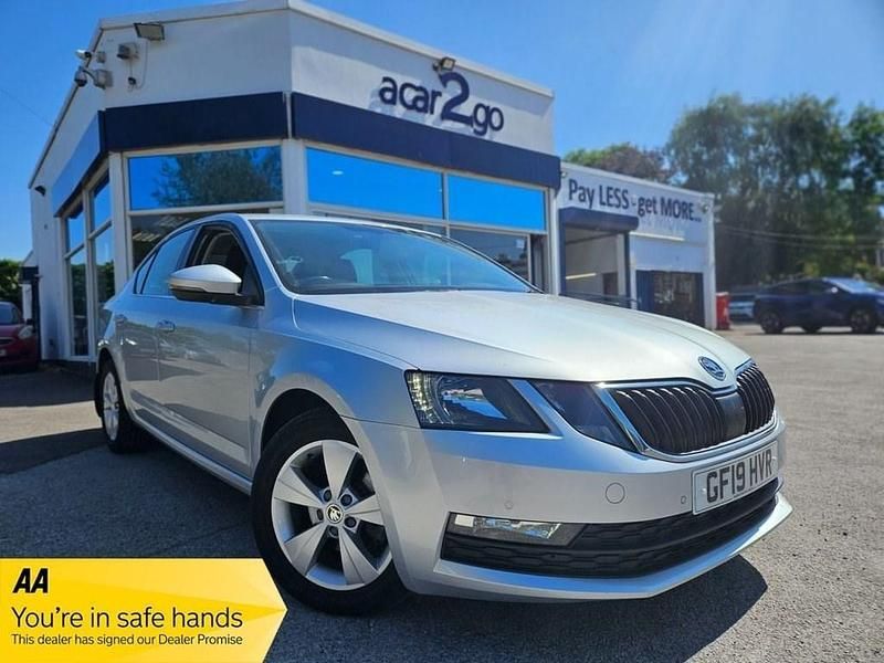 Silver Used 2019 Skoda Octavia SE Technology Hatchback | £9,898 (Good price) - Image 1/3