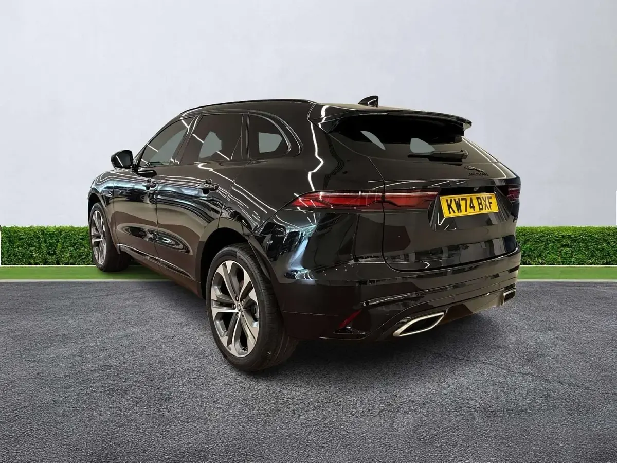 Used Jaguar F-Pace R-Dynamic 300 HP (220 kW) 2024 Black SUV