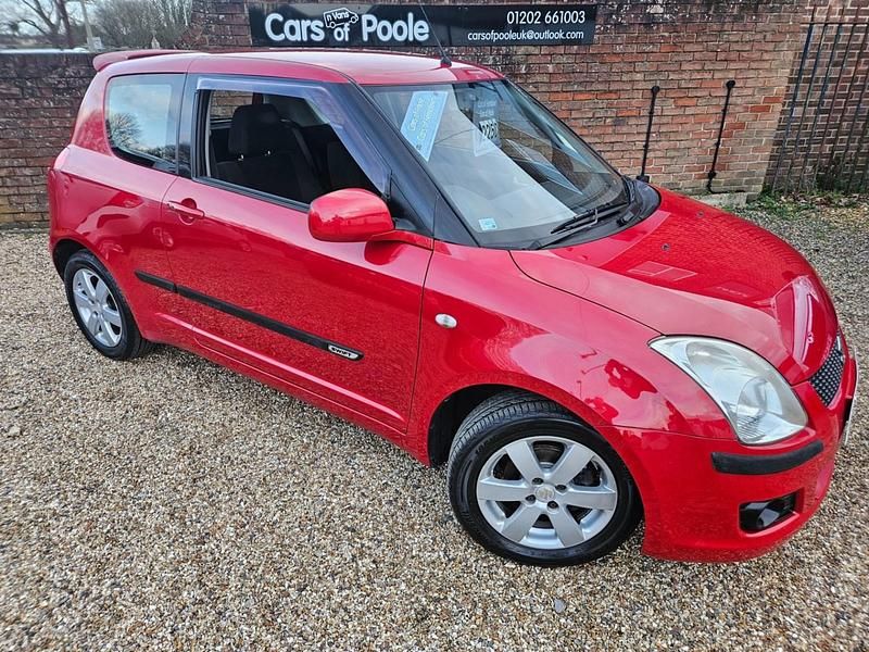Used Suzuki Swift GLX 2009 Red Hatchback