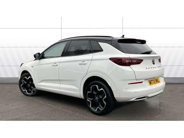 Used Vauxhall Grandland X Ultimate 130 HP (95 kW) 2022 White SUV