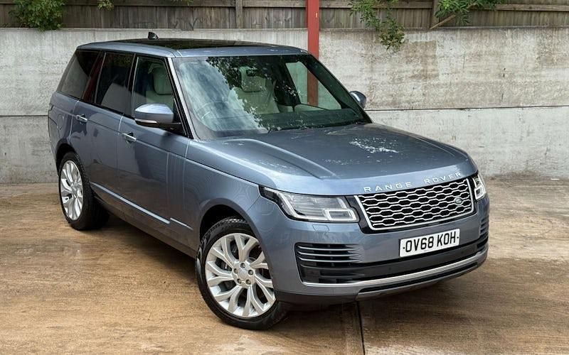 Used 2020 Land Rover Range Rover Vogue SE SUV | £35,460 (Good price) - Image 1/4