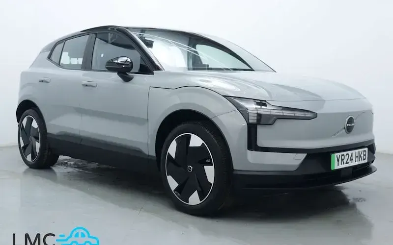Usado Volvo EX30 Plus 200 kW (272 CV) 2024 SUV
