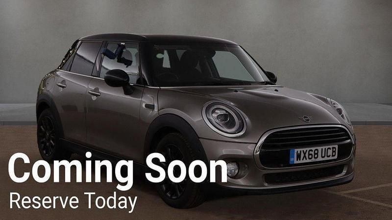 Silver Used 2018 Mini Cooper Hatch Hatchback | £13,800 (Good price) - Image 1/4