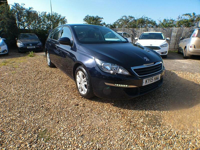 Używany Peugeot 308 Active 2015 Niebieski Kombi