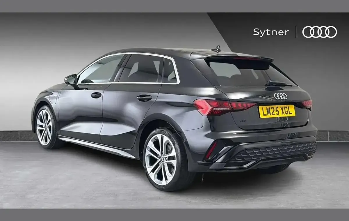 Used Audi A3 e-tron S-Line 200 HP (147 kW) 2025 Black Hatchback