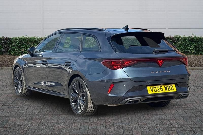 New Cupra Leon 150 HP (110 kW) 2026 Magnetic grey Estate