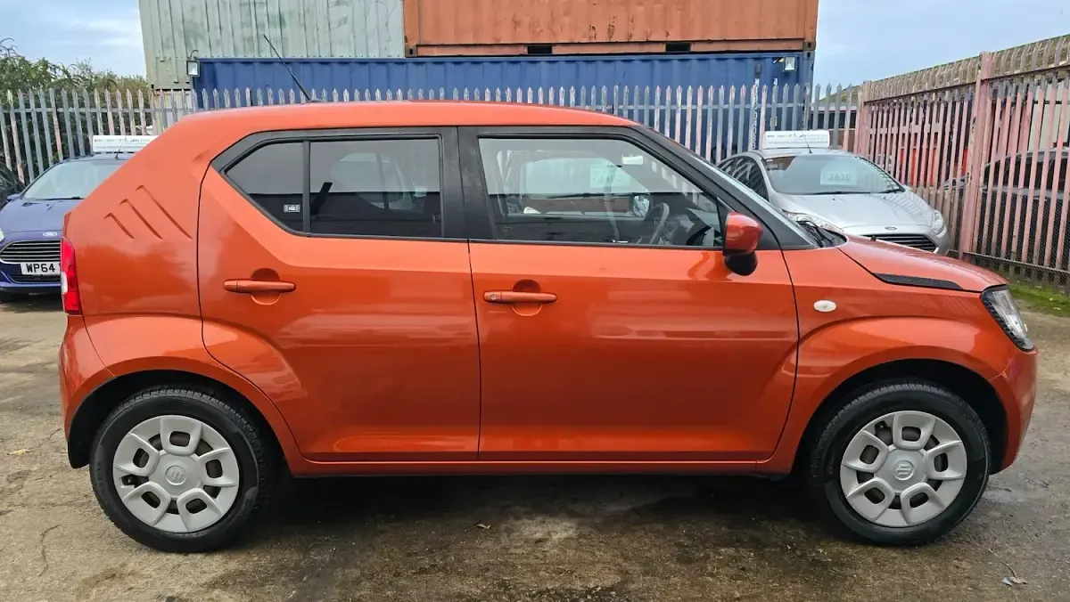 Used Suzuki Ignis SZ3 90 HP (66 kW) 2019 Orange Hatchback