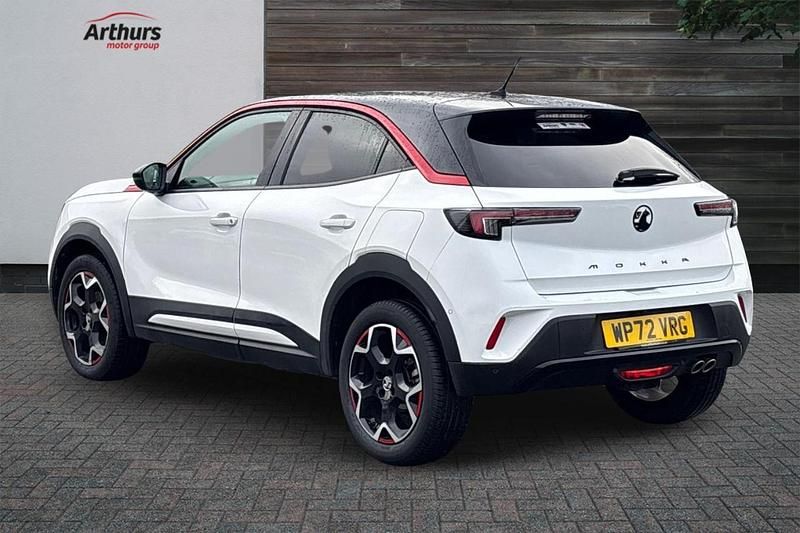 Used Vauxhall Mokka GS Line 128 HP (94 kW) 2022 White SUV