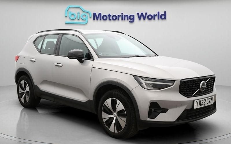Used 2023 Volvo XC40 Plus SUV | £21,900 (Good price) - Image 1/4
