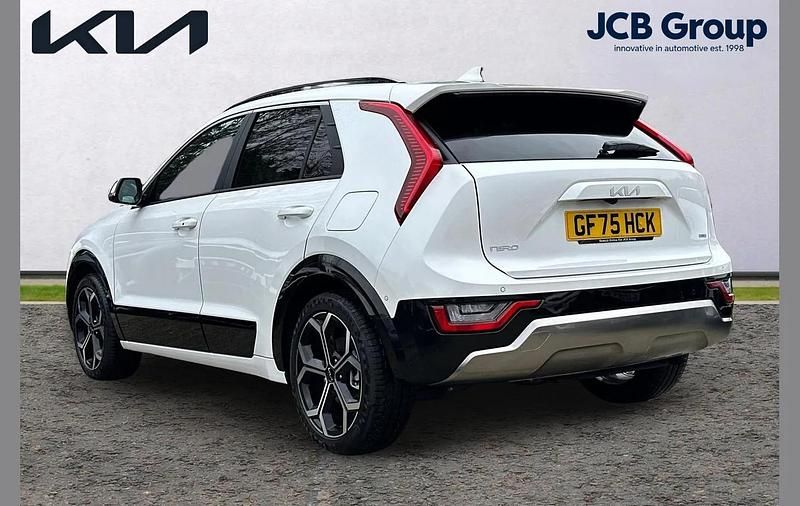 Gebraucht Kia Niro 135 PS (99 kW) 2025 Weiß SUV