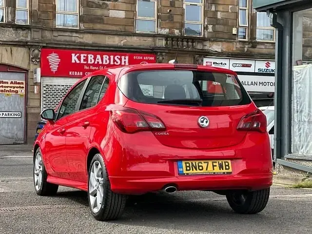 Used Vauxhall Corsa SRi 90 HP (66 kW) 2017 Red Hatchback