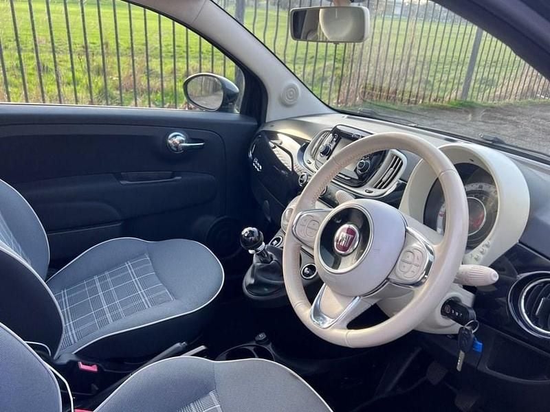 Used Fiat 500 Lounge 69 HP (50 kW) 2019 Black Hatchback