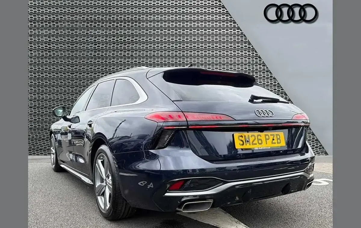 New Audi A6 S-Line 200 HP (147 kW) 2026 Blue Estate