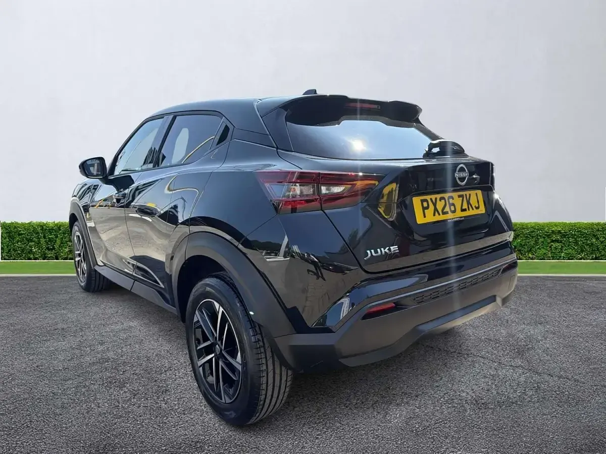 New Nissan Juke N-Connecta 2026 Pearl black SUV