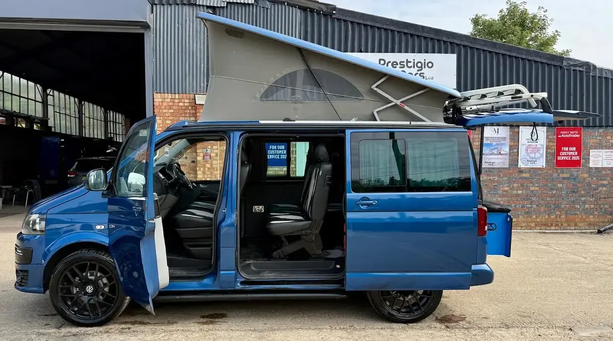 Used VW T5 Highline 140 HP (102 kW) 2013 Blue Van