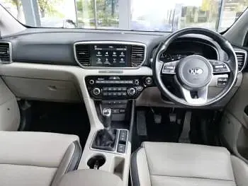 Used Kia Sportage Platinum Edition 130 HP (95 kW) 2020 Silver SUV